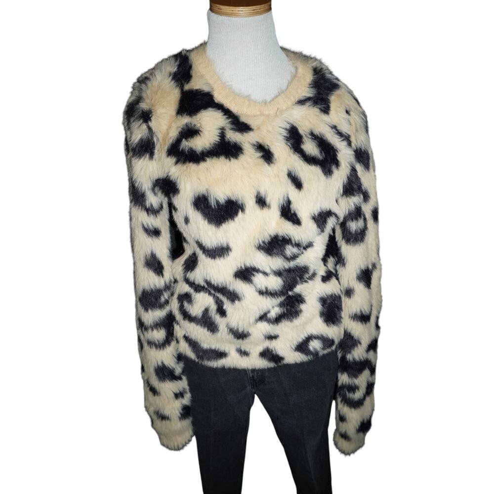For The Republic Leopard Faux Fur Sweater Size M | Beige Black Animal Print Pull